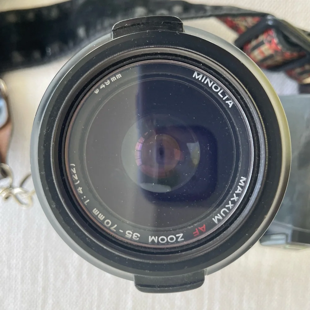 Minolta Maxxum 7000 35mm Camera w/ AF Lens 35-70 mm UNTESTED